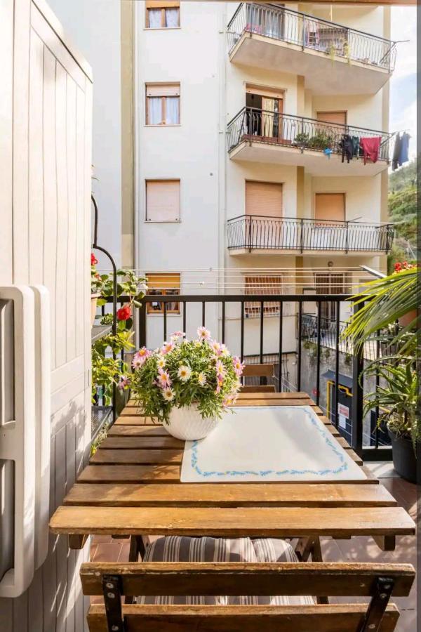 Camera Privata Nell'Appartamento In Zona Residenziale Con 2 Piscine Rapallo Exterior foto